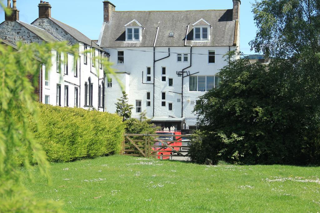 Annandale Arms Moffat